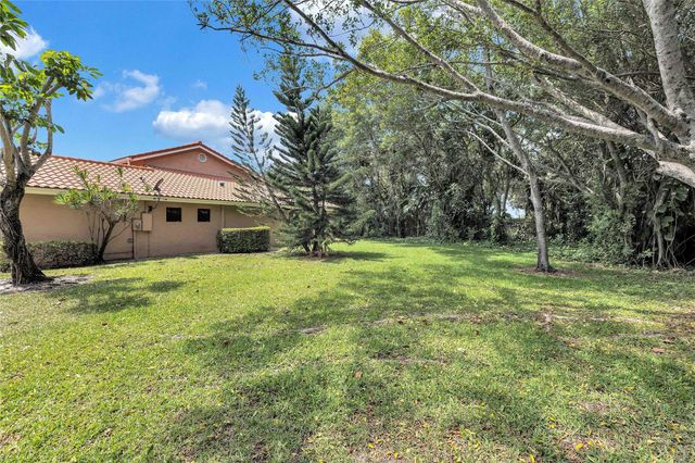 10619 Ladypalm Lane B, Boca Raton, FL 33498