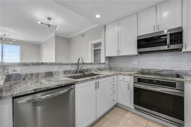 285 Centennial Olympic Park Drive NW 1902, Atlanta, GA 30313