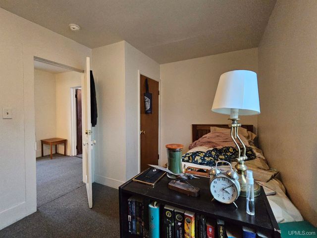 308 W Houghton Avenue, Houghton, MI 49931