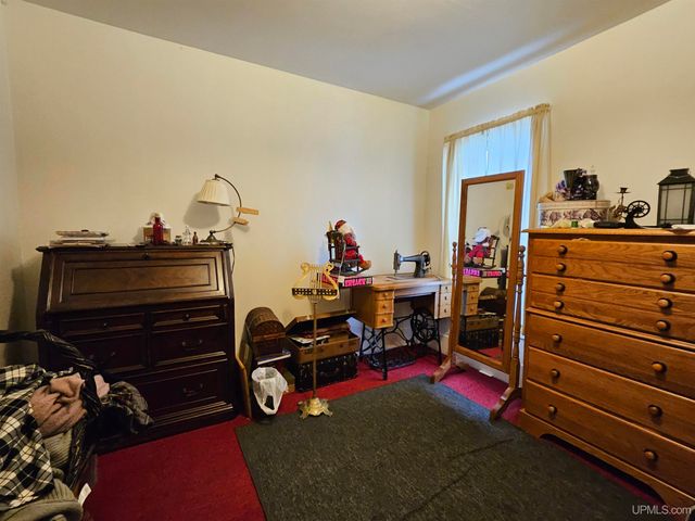 308 W Houghton Avenue, Houghton, MI 49931