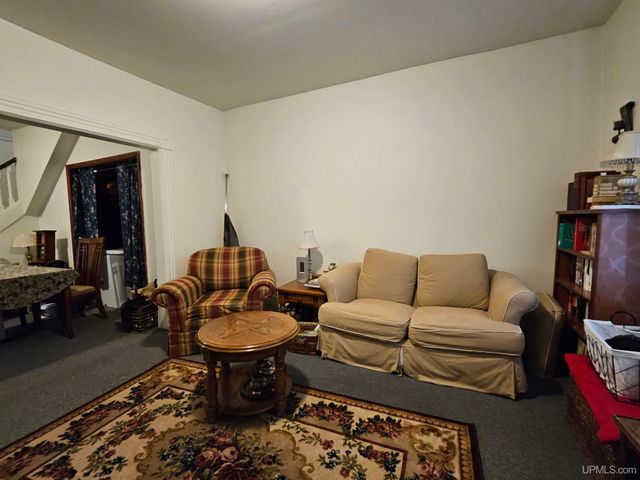 308 W Houghton Avenue, Houghton, MI 49931