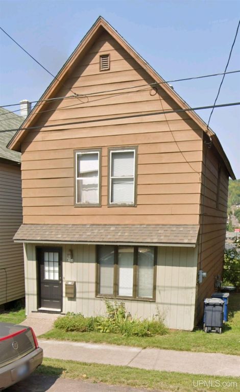 308 W Houghton Avenue, Houghton, MI 49931
