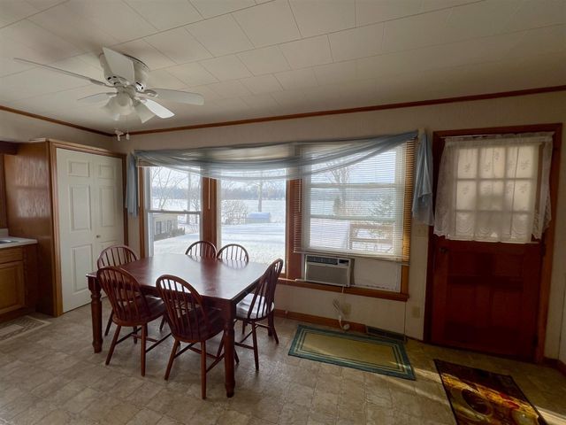 3302 N Blackstone Avenue, Colon, MI 49040