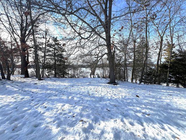 3302 N Blackstone Avenue, Colon, MI 49040