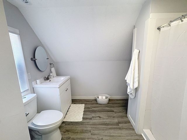 1518 W 2nd Street, Davenport, IA 52802