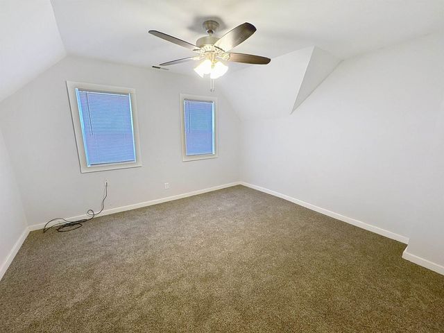 1518 W 2nd Street, Davenport, IA 52802