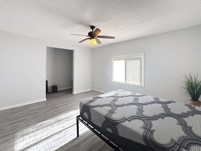 1518 W 2nd Street, Davenport, IA 52802