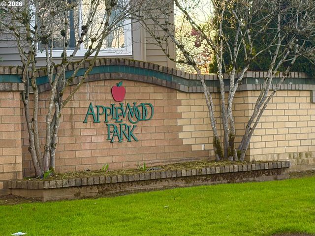 9013 Sw PIPPEN Ln Sw, Tigard, OR 97224