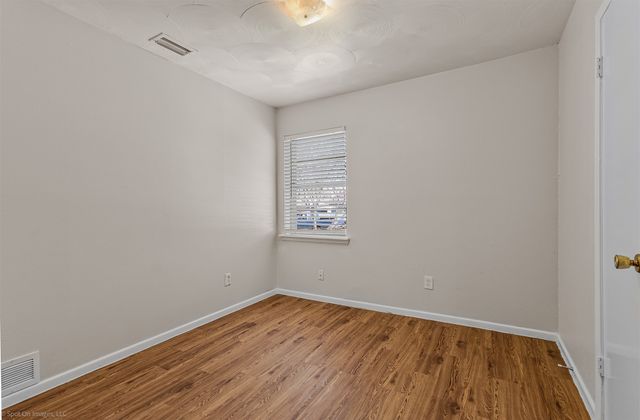 2525 Belhaven Drive, Mesquite, TX 75150