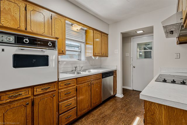 2525 Belhaven Drive, Mesquite, TX 75150