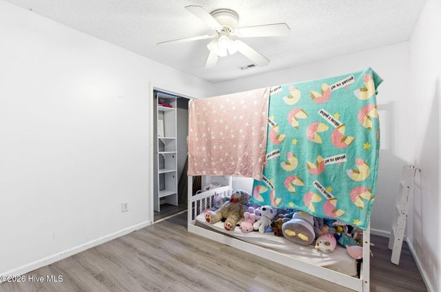 106 N Ivy Drive, Hubert, NC 28539