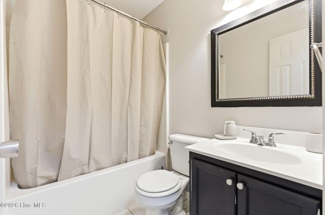 106 N Ivy Drive, Hubert, NC 28539