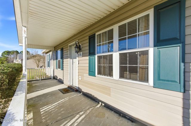 106 N Ivy Drive, Hubert, NC 28539