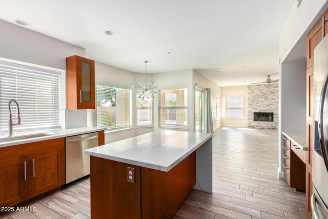 9159 E TOPEKA Drive, Scottsdale, AZ 85255