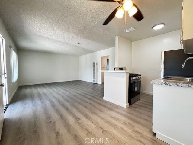 1835 W Crestwood, Anaheim, CA 92804