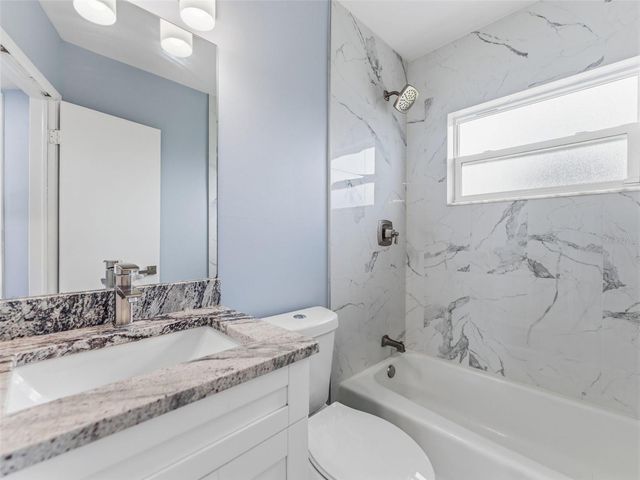 2305 W CRAWFORD STREET, Tampa, FL 33604