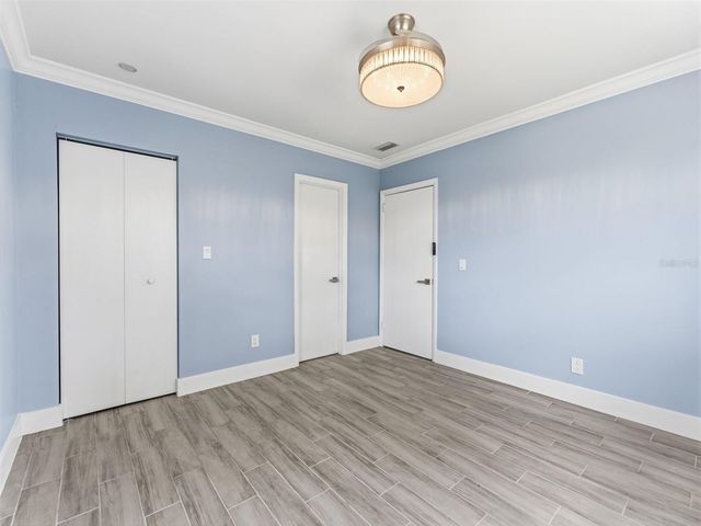 2305 W CRAWFORD STREET, Tampa, FL 33604