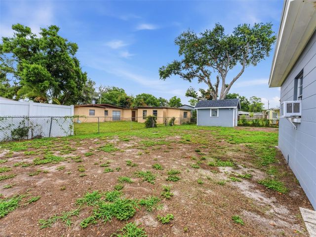 2305 W CRAWFORD STREET, Tampa, FL 33604