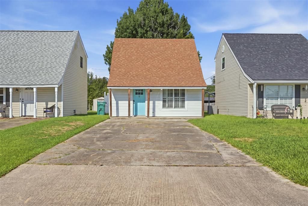41 Center Avenue, Sulphur, LA 70663