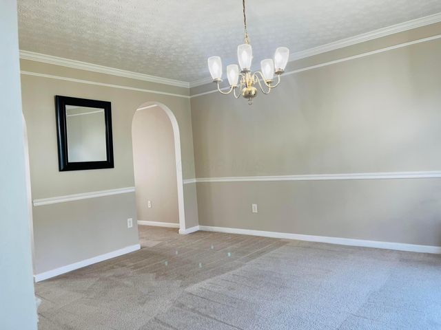 48 Langtree Drive, Pickerington, OH 43147