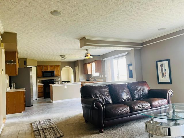 48 Langtree Drive, Pickerington, OH 43147