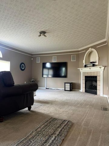 48 Langtree Drive, Pickerington, OH 43147