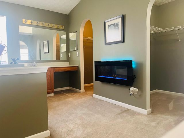 48 Langtree Drive, Pickerington, OH 43147