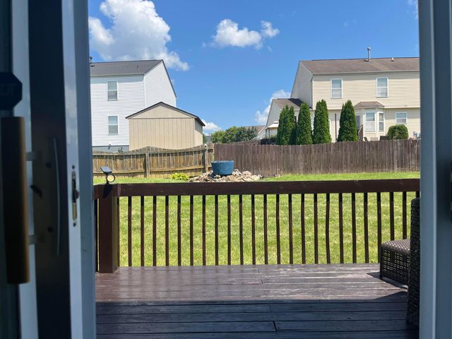 48 Langtree Drive, Pickerington, OH 43147