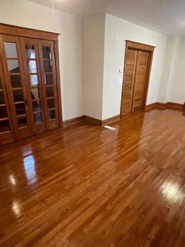 557 N Leamington Avenue, Chicago, IL 60644