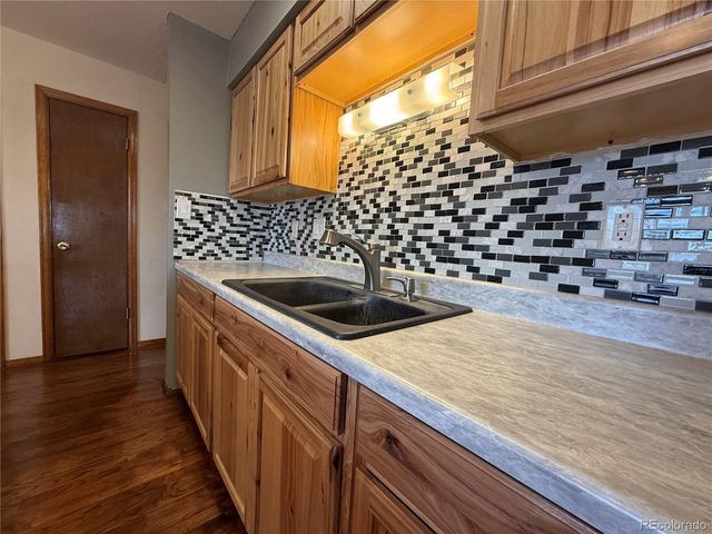 202 Fourteenth St, Alamosa, CO 81101