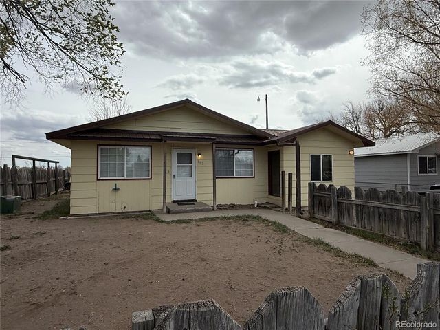 202 Fourteenth St, Alamosa, CO 81101
