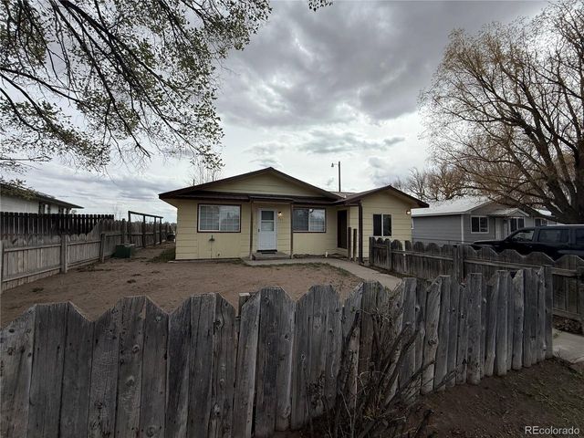 202 Fourteenth St, Alamosa, CO 81101
