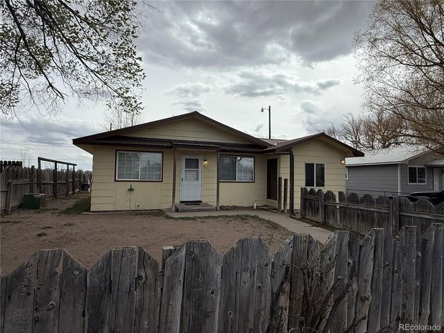 202 Fourteenth St, Alamosa, CO 81101