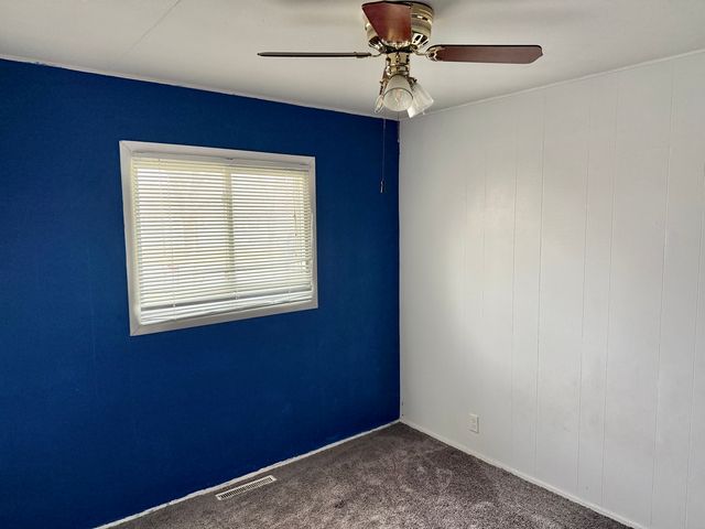 329 Robinson Drive, Morris, IL 60450