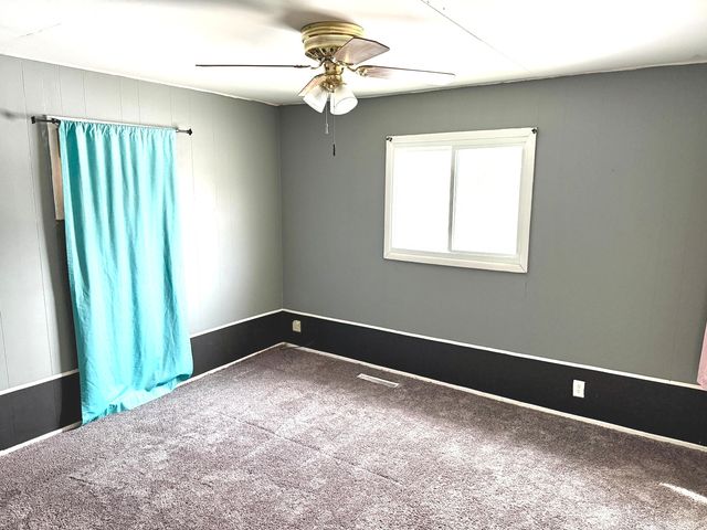 329 Robinson Drive, Morris, IL 60450