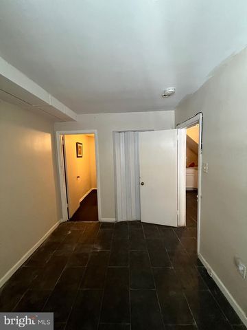 2435 WAINWRIGHT ST, Camden, NJ 08104