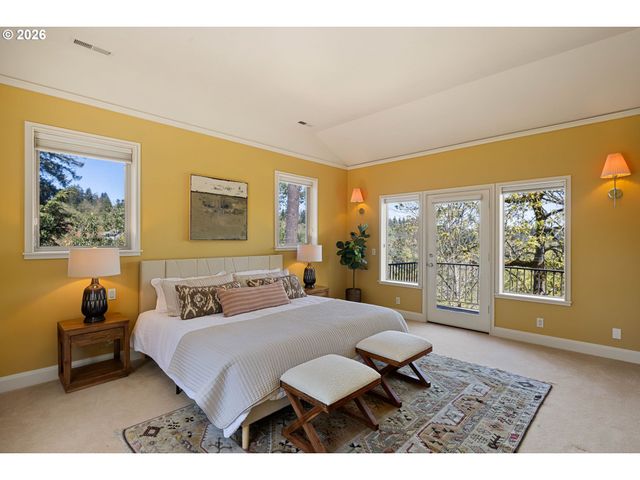 3831 WOODSON Ct, Eugene, OR 97405