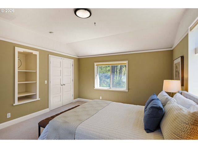 3831 WOODSON Ct, Eugene, OR 97405