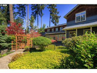 3831 WOODSON Ct, Eugene, OR 97405