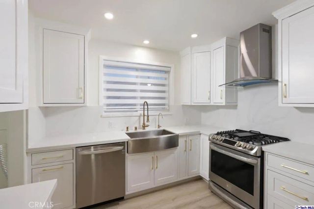 1210 Graynold Avenue, Glendale, CA 91202