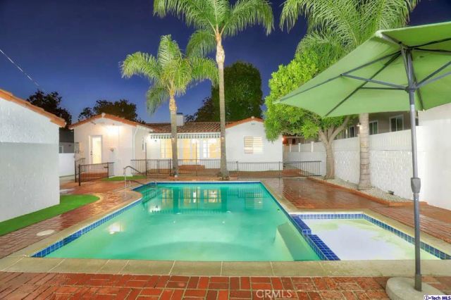 1210 Graynold Avenue, Glendale, CA 91202
