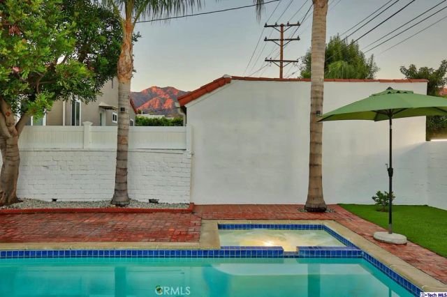 1210 Graynold Avenue, Glendale, CA 91202
