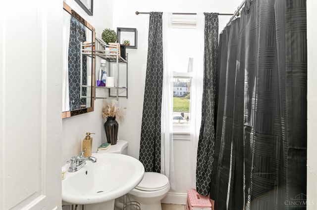 3311 Fairfield Avenue, Cincinnati, OH 45207