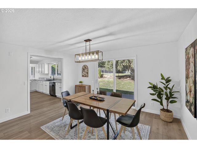 32859 Nw OVERLOOK St, Scappoose, OR 97056