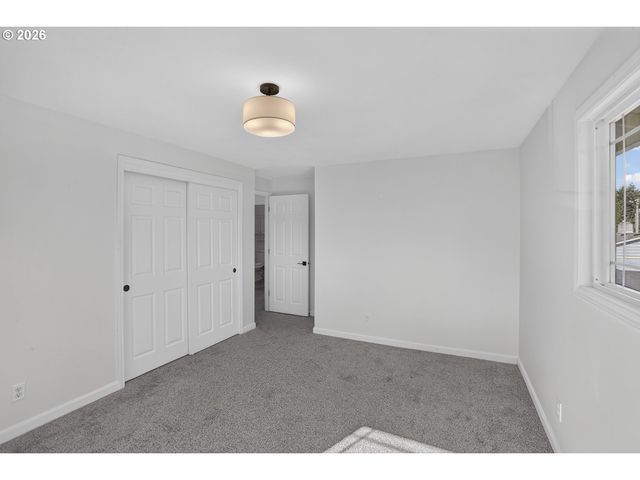 32859 Nw OVERLOOK St, Scappoose, OR 97056