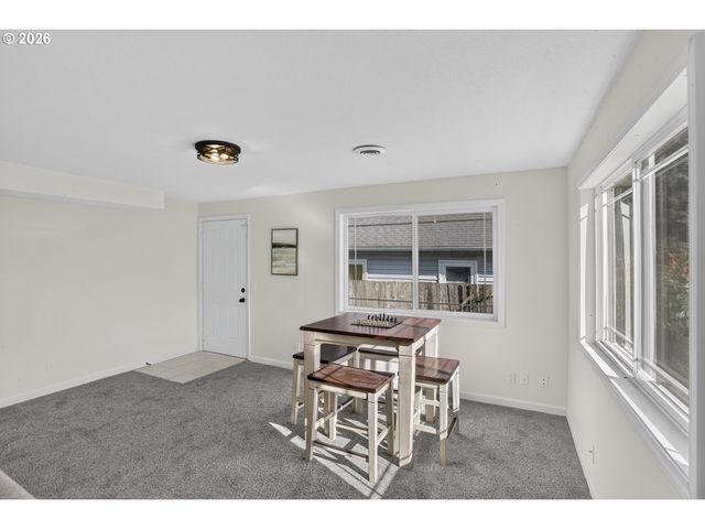 32859 Nw OVERLOOK St, Scappoose, OR 97056