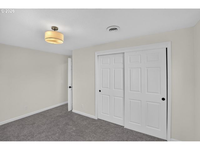 32859 Nw OVERLOOK St, Scappoose, OR 97056