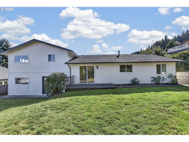 32859 Nw OVERLOOK St, Scappoose, OR 97056