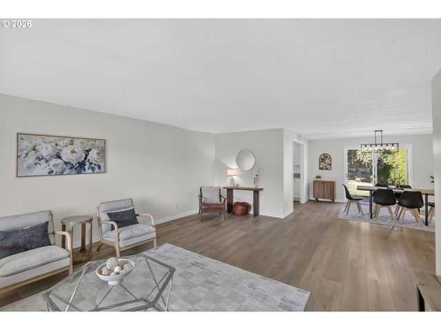 32859 Nw OVERLOOK St, Scappoose, OR 97056