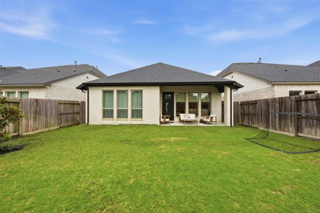 5215 Birch Shadow Drive, Fulshear, TX 77441